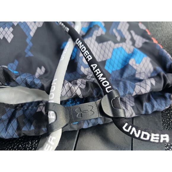 Under Armour - Unisex Sackpack Drawstring Backpack w/ Sunglasses Pocket DigCamo - Picture 9 of 14
